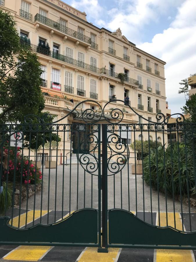 Appartement Terrasse Dans Palace Centre Ville Menton Luaran gambar