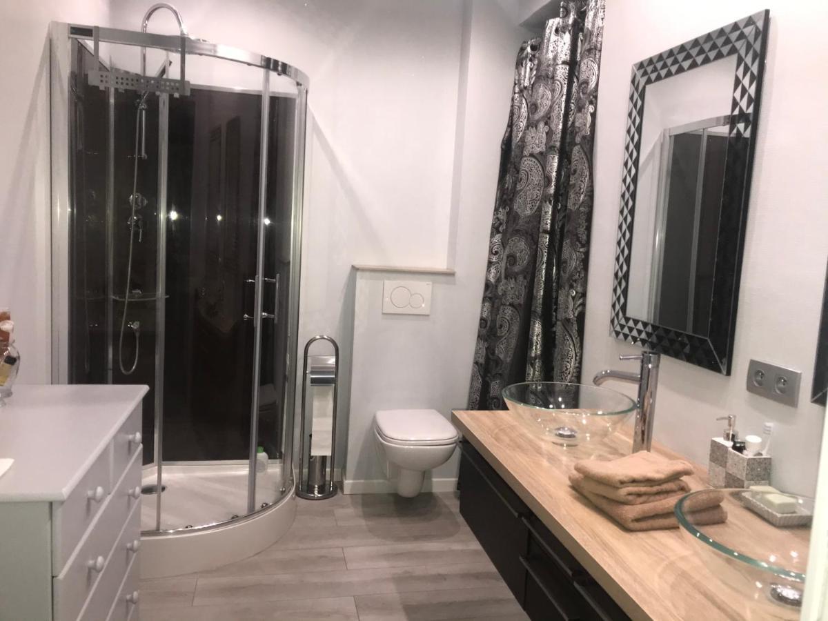 Appartement Terrasse Dans Palace Centre Ville Menton Luaran gambar